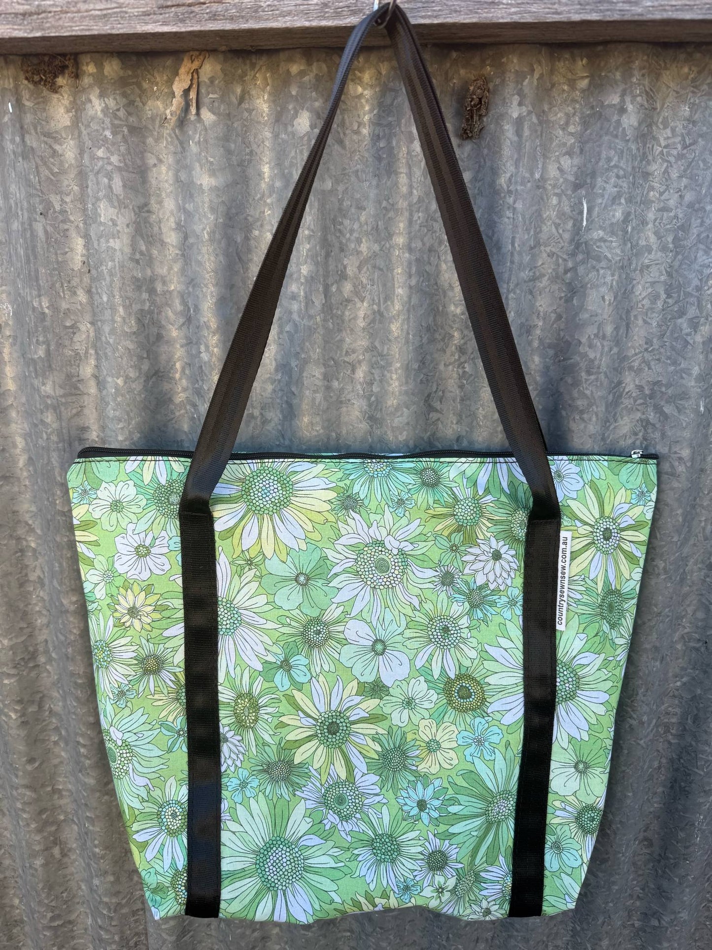 Mystery shopping bag with zip - flower power green