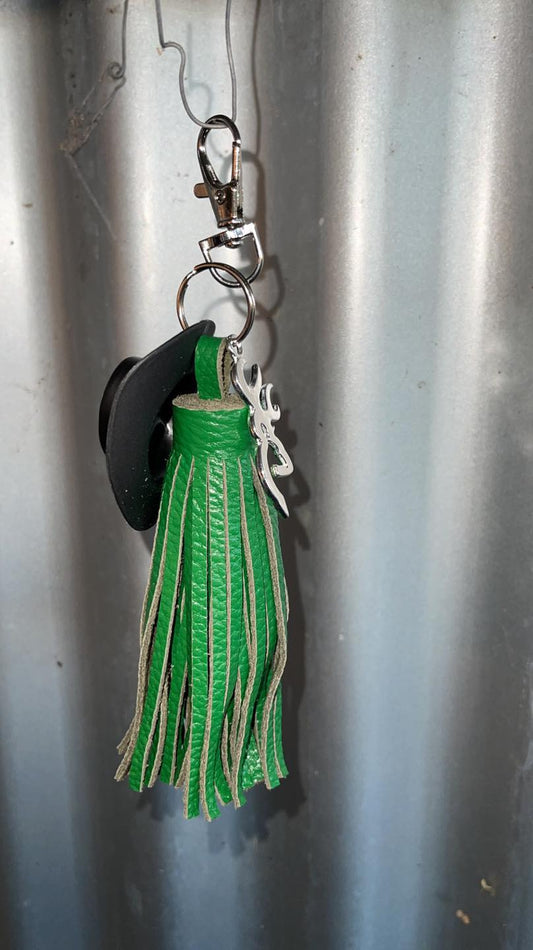 Cowboy hat keyring with leather tassel - green