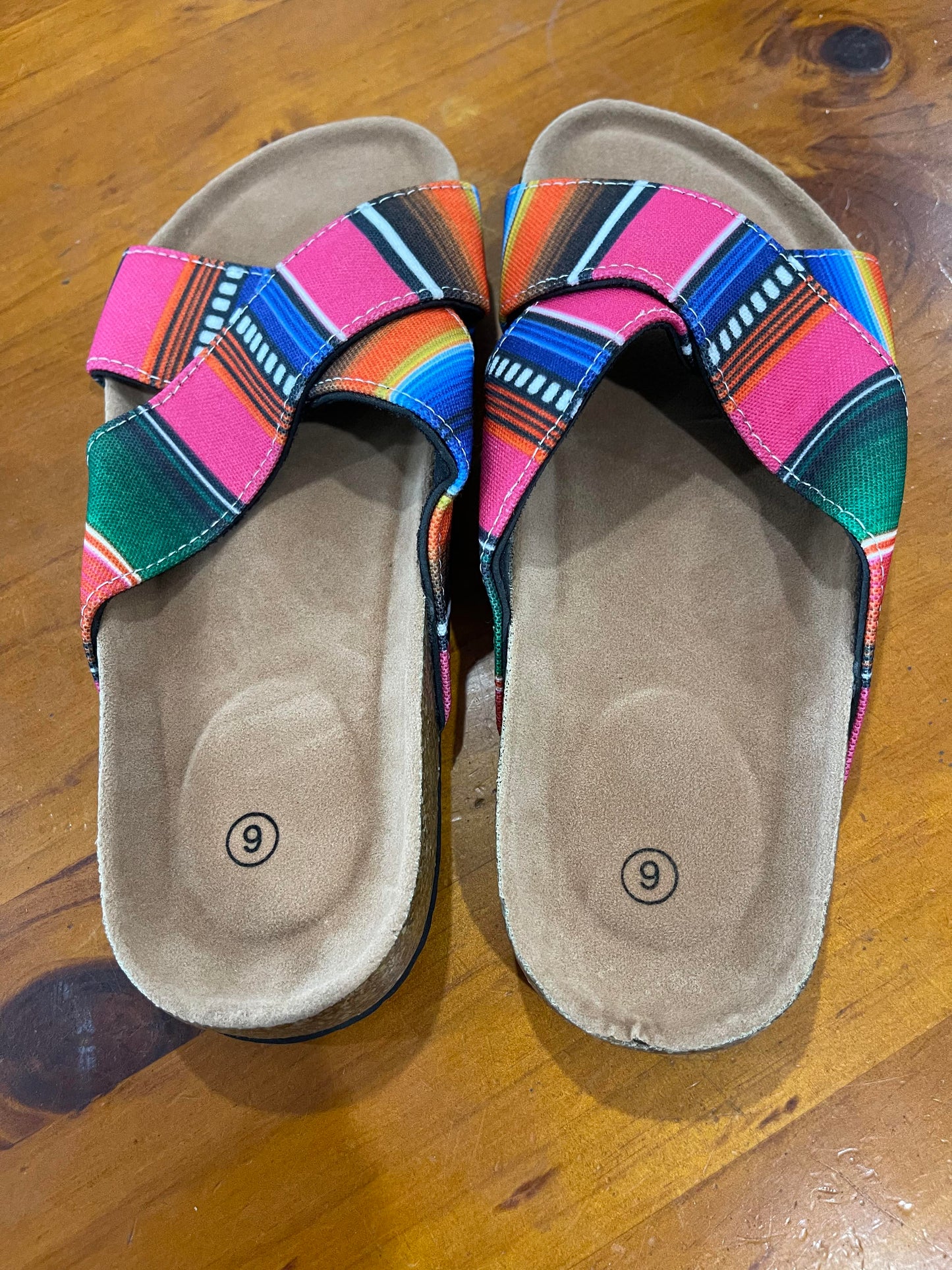 Slip on shoe, women's canvas -Serape