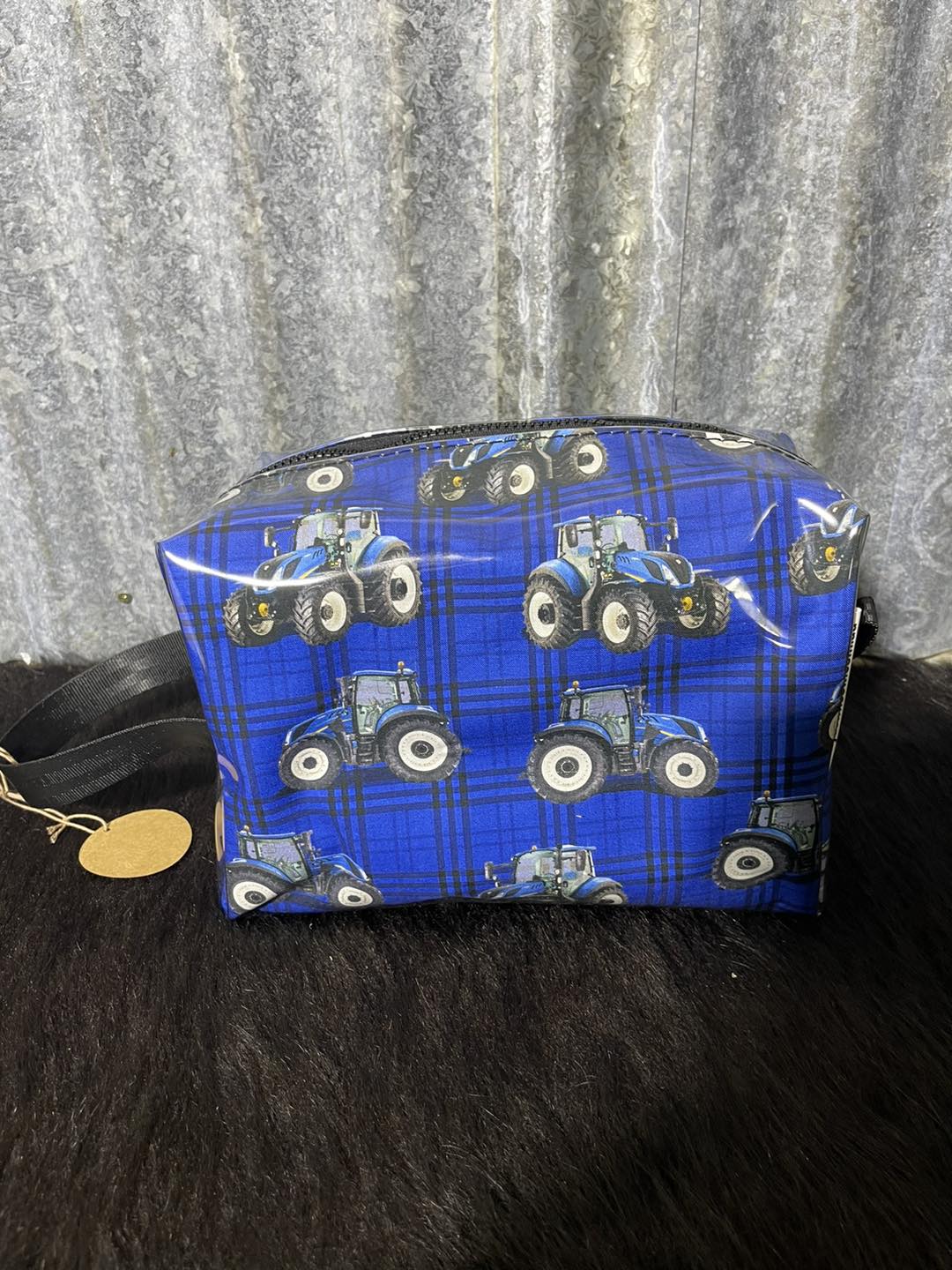 Box Toiletry Bag - New Holland