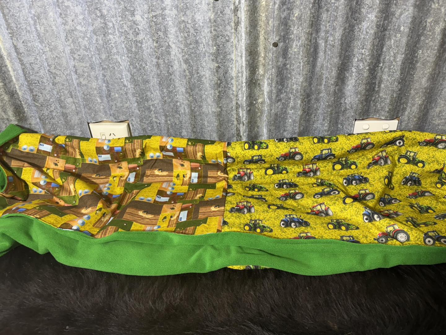 Swag Blanket - Tractors - Green Back