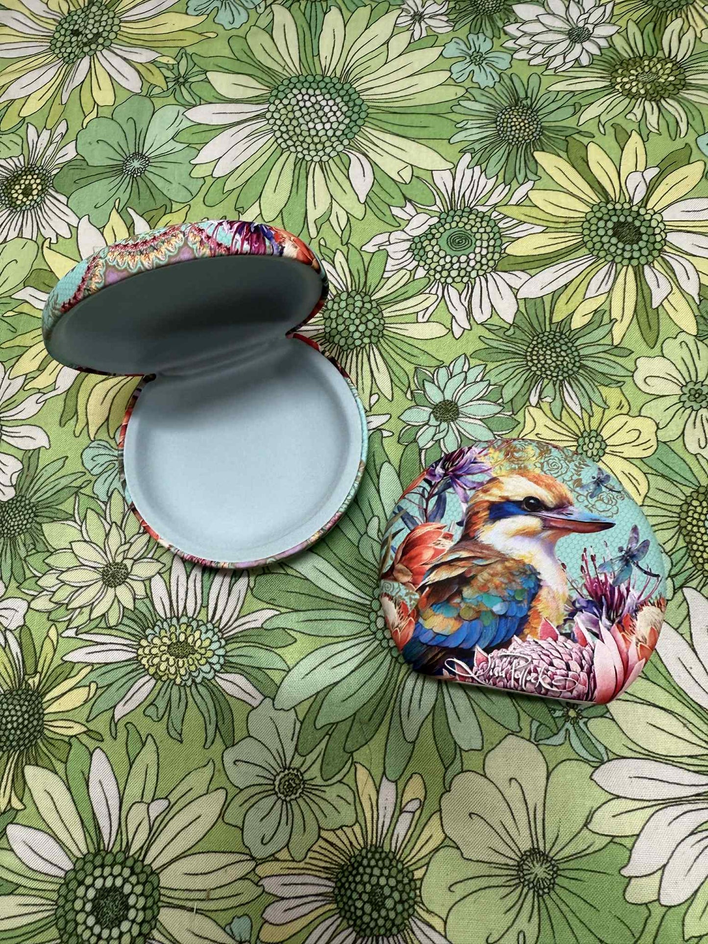 Lisa Pollock Travel Case - Vintage Kookas