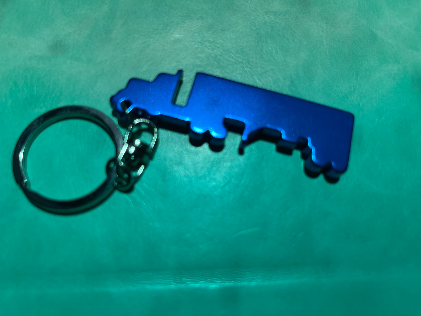 Metal truck bottle opener keyring - blue