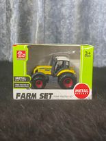 Modern Play Tractors