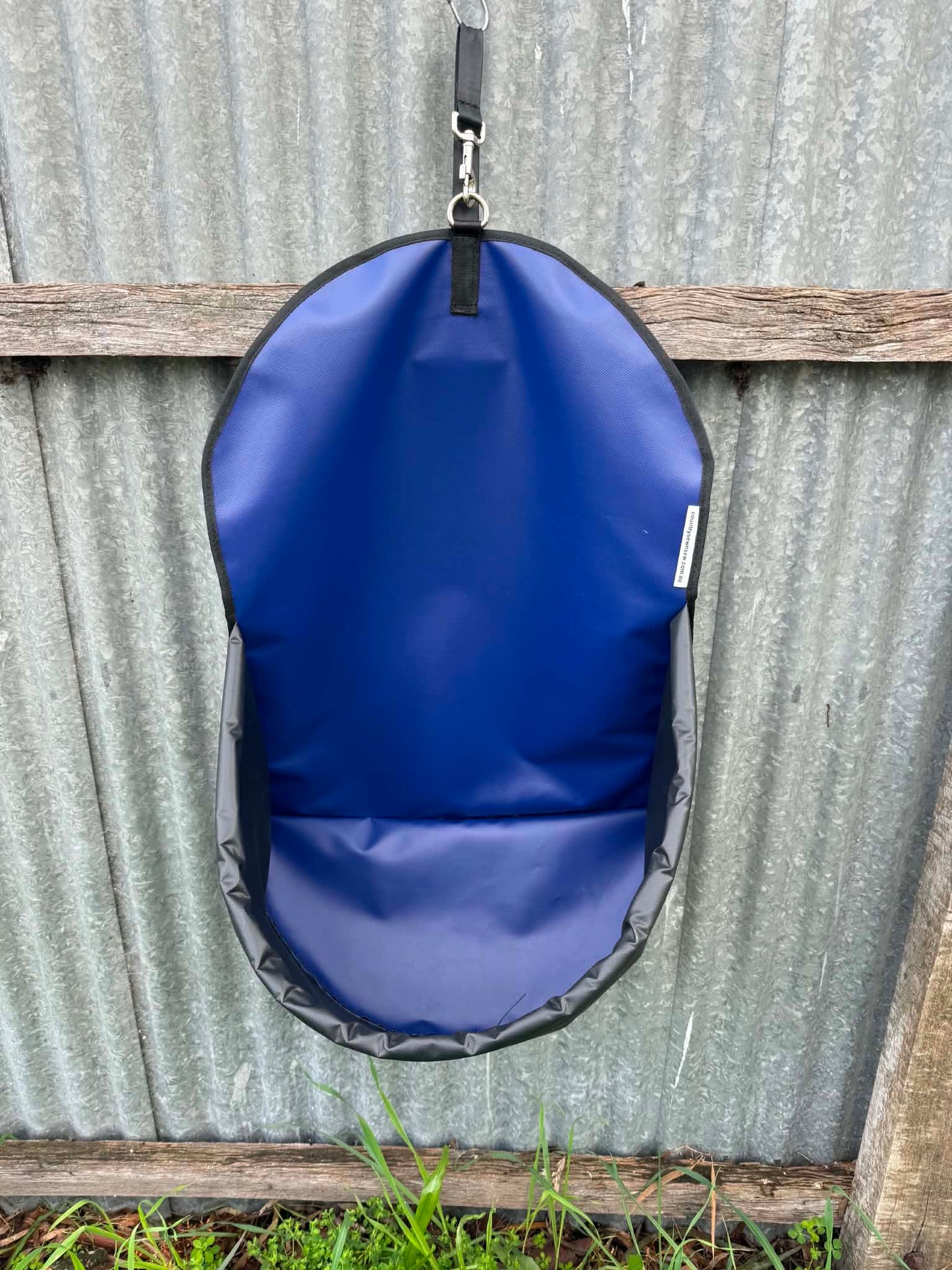 Travel Feed Bucket