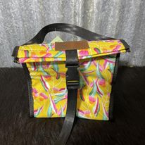 Small Fold over lunch bag - Gum nut blossom