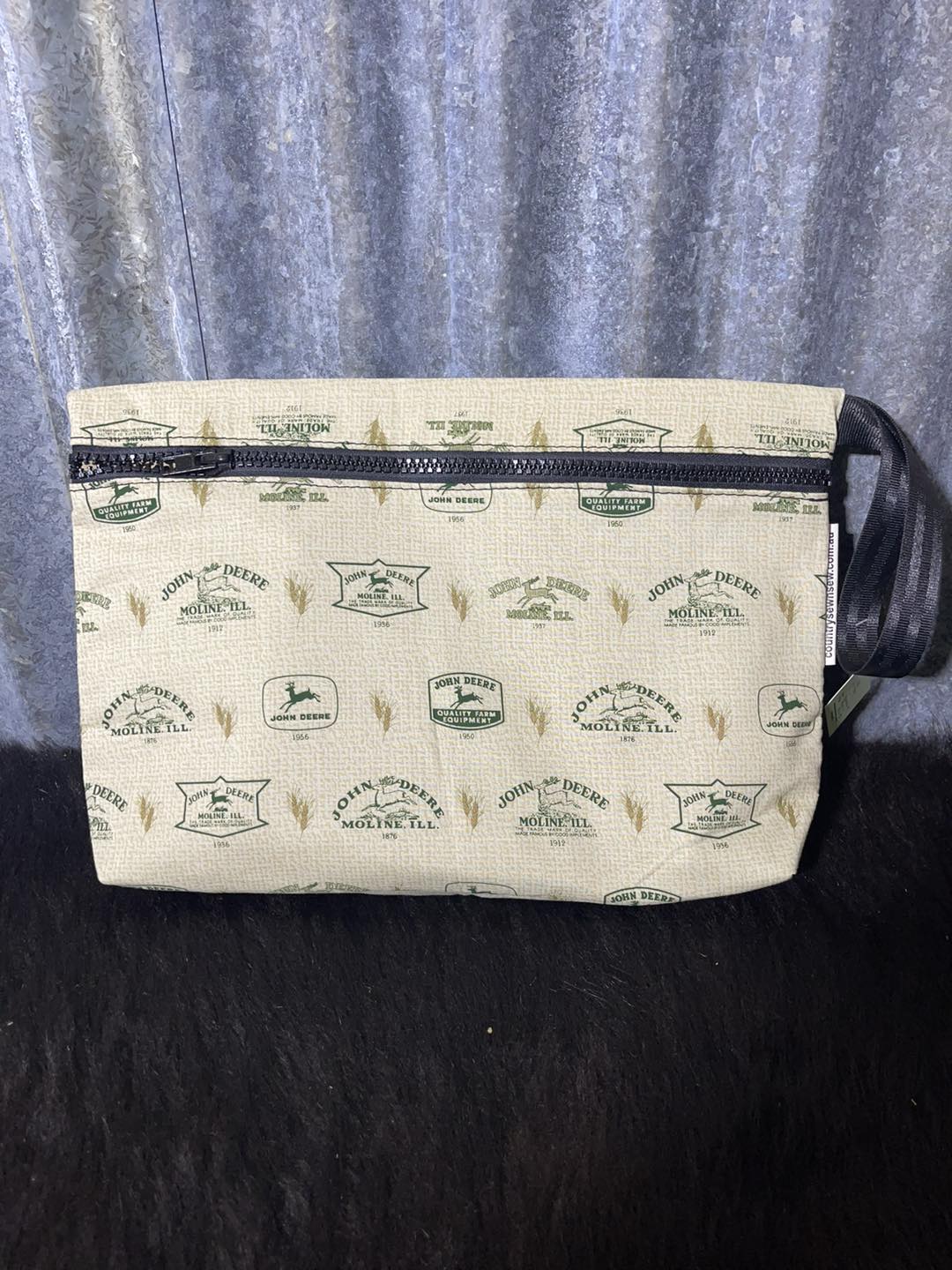 Homework pouch - Old John Deere