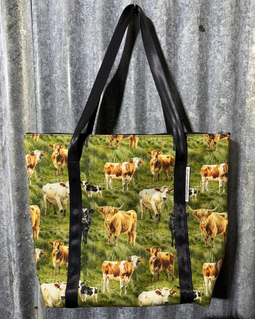Fabric Shopping bag with ZIP - Cows