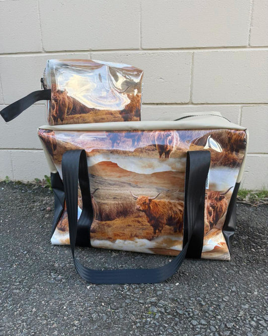 PVC MEDIUM overnight bag and Toiletry bag set - Highland Cows