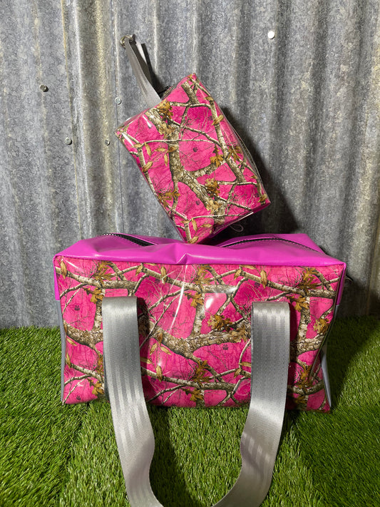 Ready made Overnight bag and toiletry bag set - pink realtree