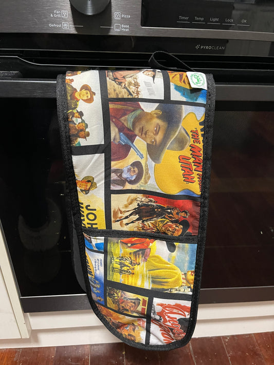 Ready made oven mitt - John Wayne