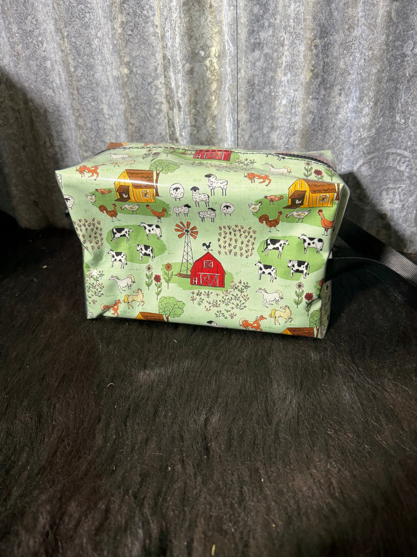 Box Toiletry Bag - Farming