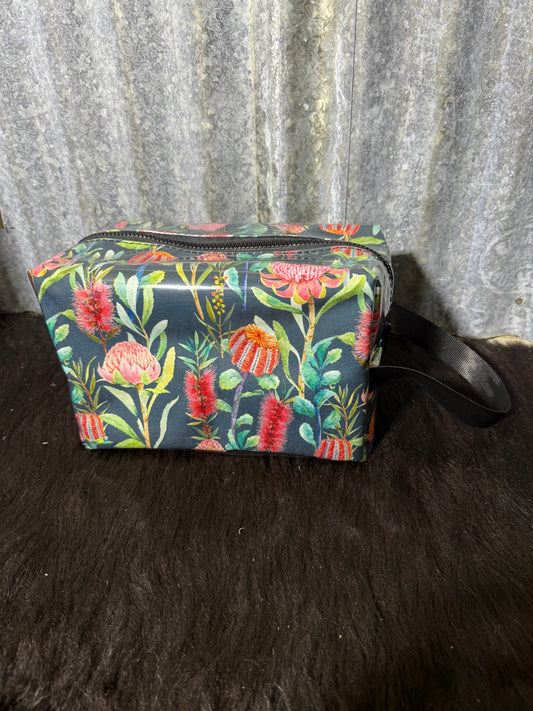 Box Toiletry Bag - Floral