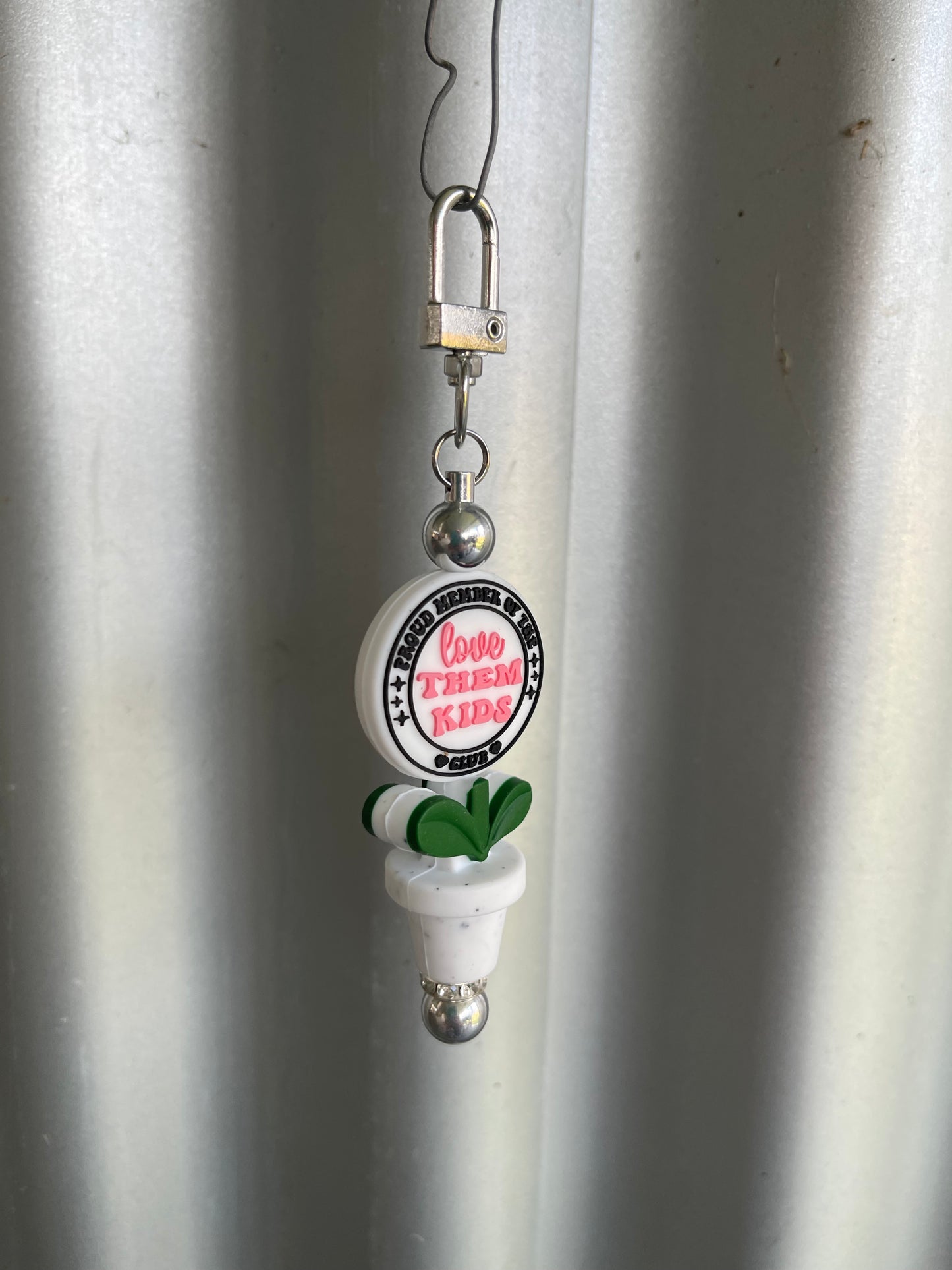 Keyring, beaded - love them kids. Fuck them kids