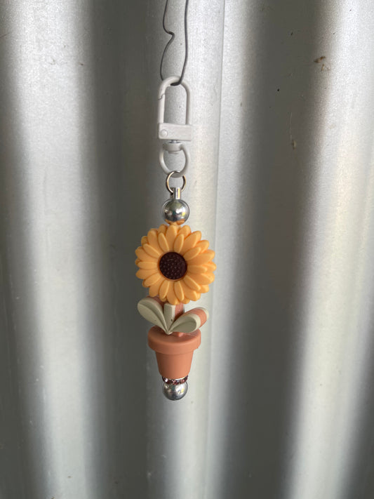 Keyring, beaded - peach daisy flower pot.