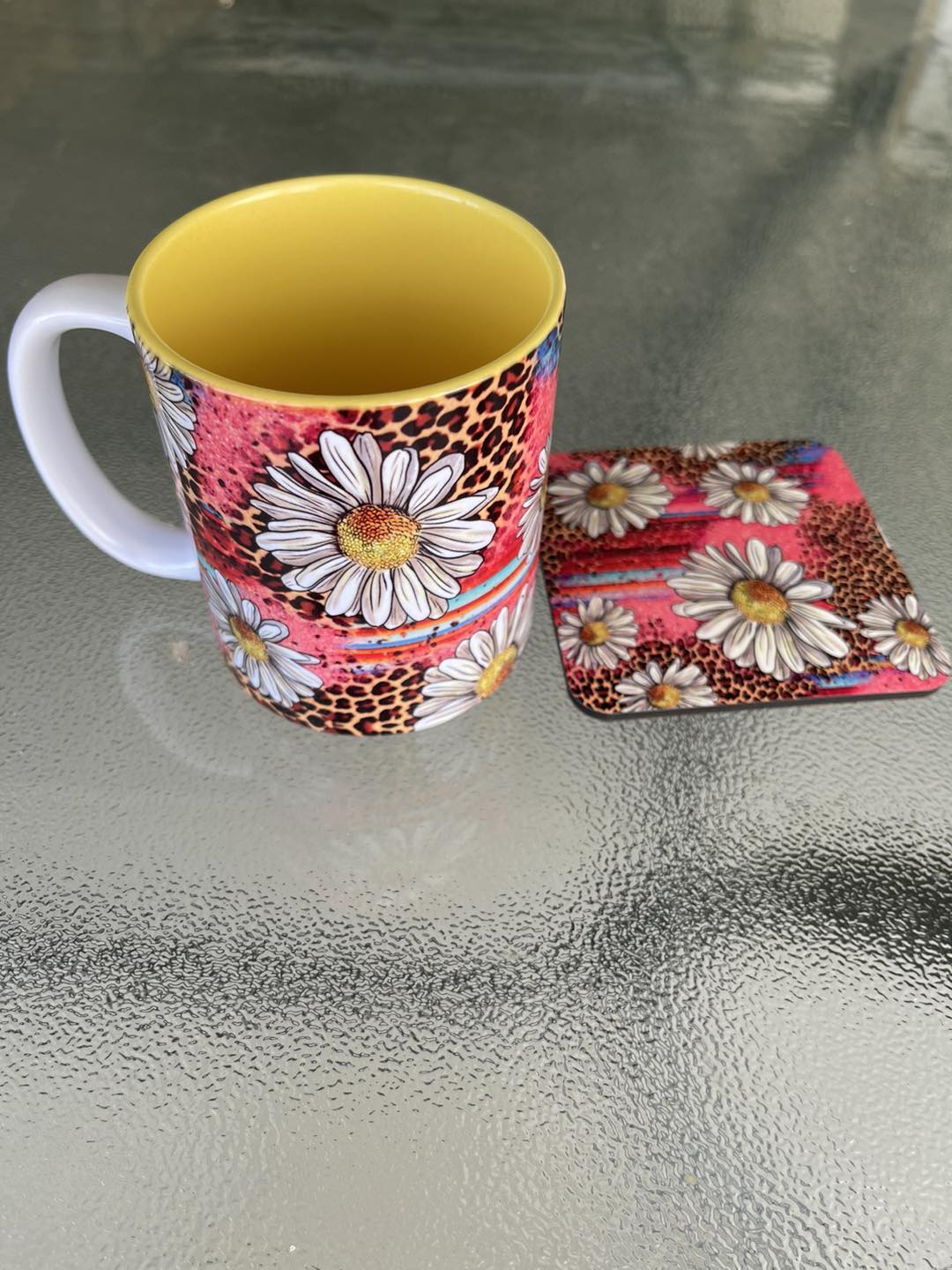 Printed Mug and coaster set. - Daisies