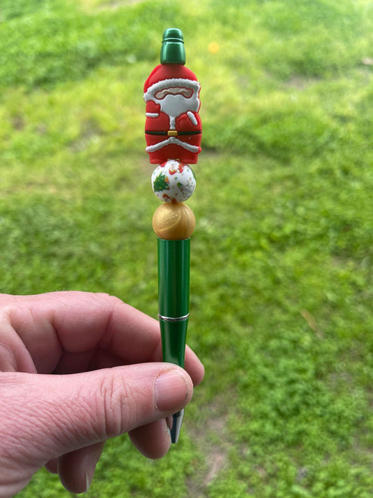 Santa clause is coming to town beaded pen